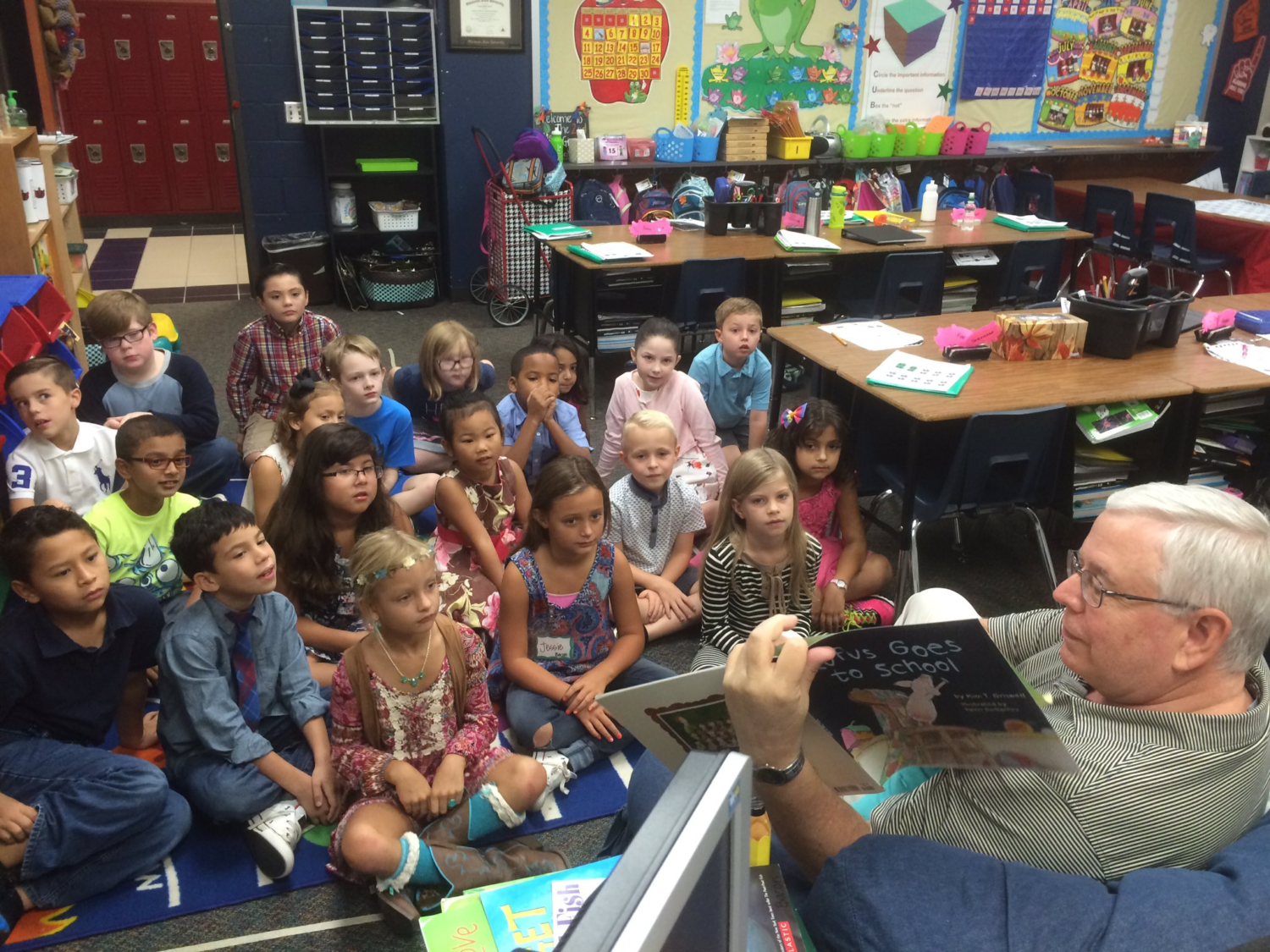 Deretchin second grade students enjoyed having a guest reader visit their class.