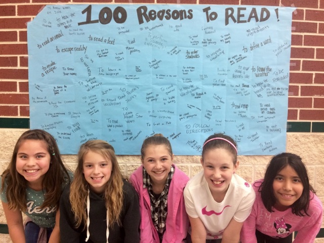 Deretchin Elementary students celebrated 100 days of school.